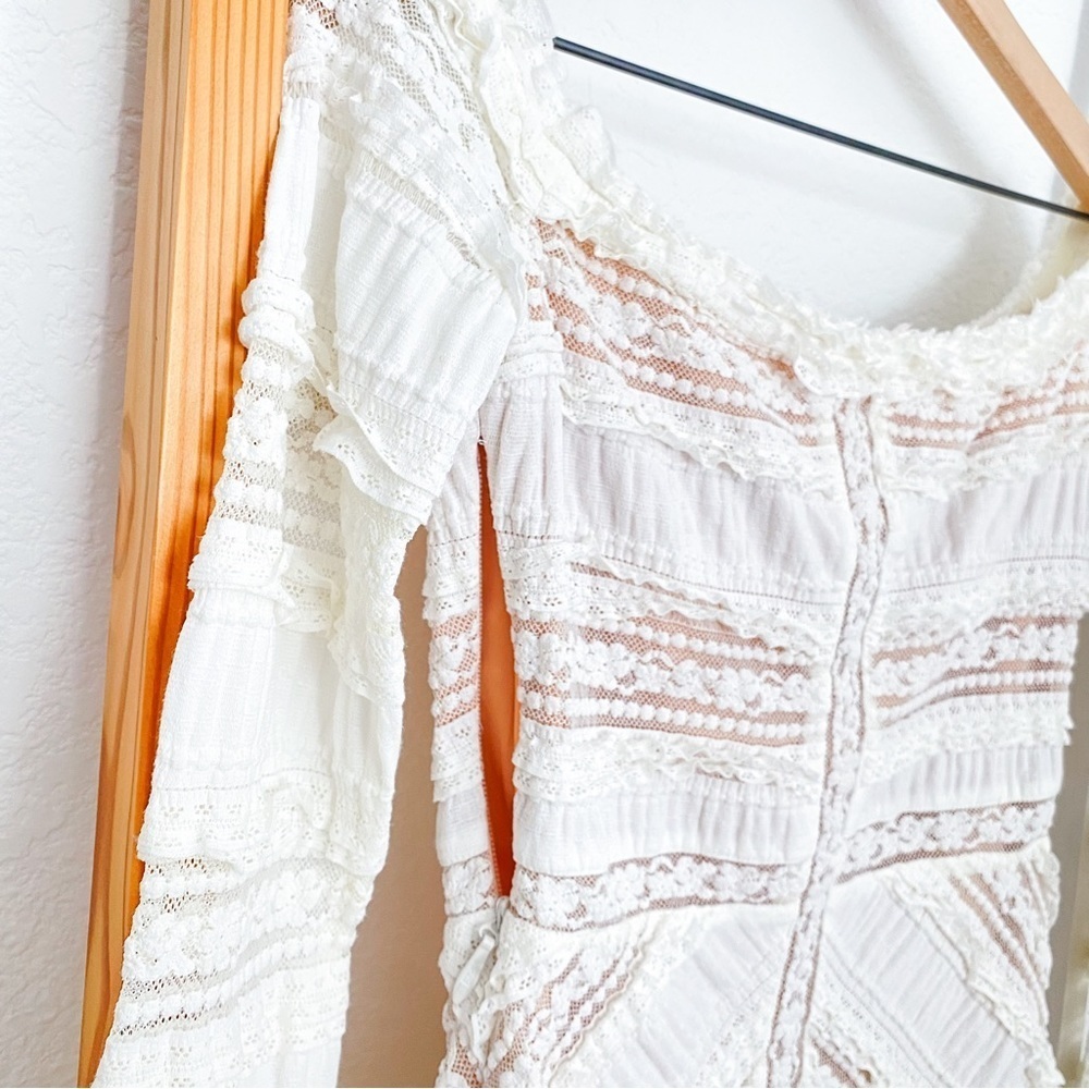 cinq a sept Off-the-Shoulder White Lace Long-Sleeve Top - Picture 6 of 14